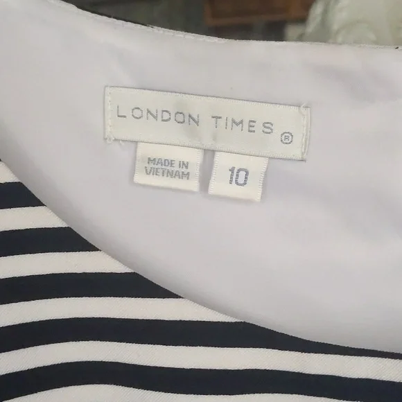 London Times Striped Shift Dress with Belt - Women's 10 - Picture 4 of 8
